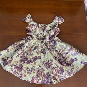 Perfect dress for prom or wedding